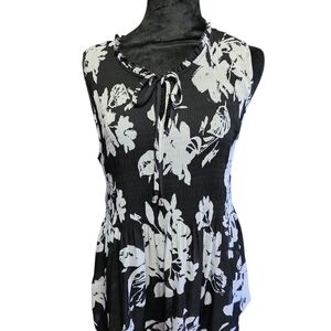 Elegant Floral Sleeveless Blouse